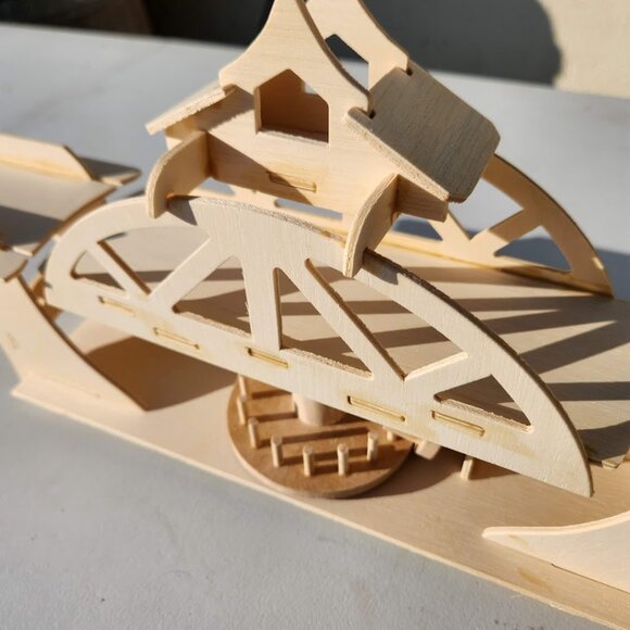 Hand-Built Swing Bridge Model Hand Crank Gears Wooden Wood based on Newcastle-up - Picture 10 of 13